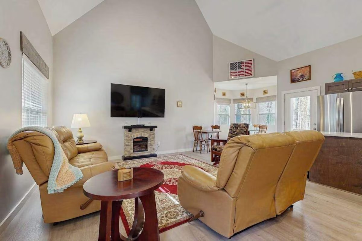 Warm living area at King Mountain Retreat