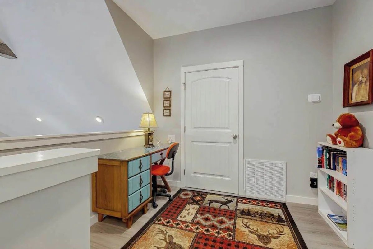 Additional interior space at the retreat